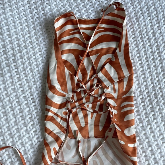 Inamorata tie up string top. Worn once, great condition, super cute! - Picture 4 of 4